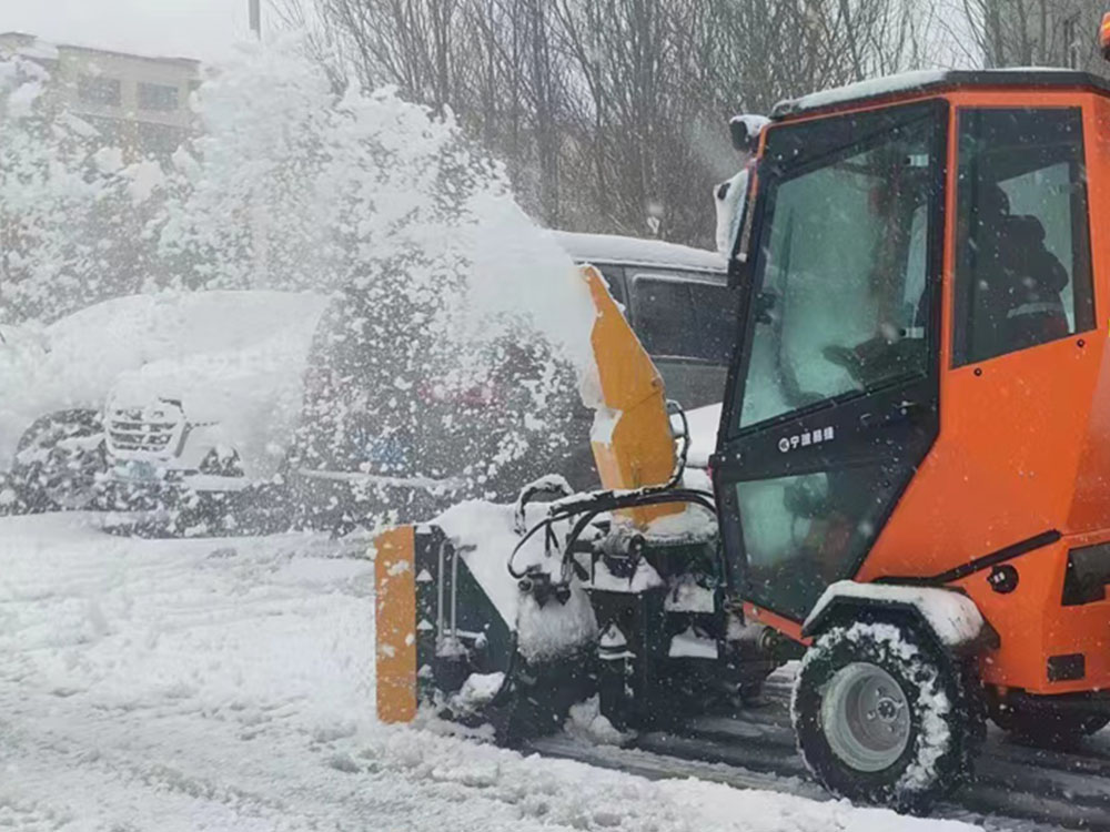 整體式推雪鏟